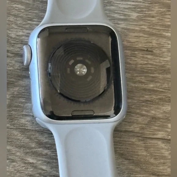 APPLE WATCH SE 1st GEN (2020) - Picture 5 of 6